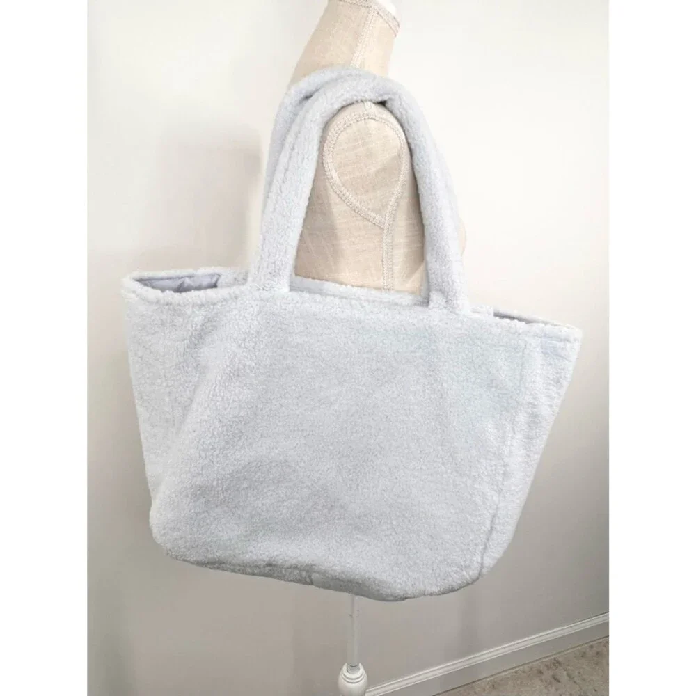 NWT Victoria’s Secret PINK Blue Sherpa Fleece Logo Weekender Tote Bag
